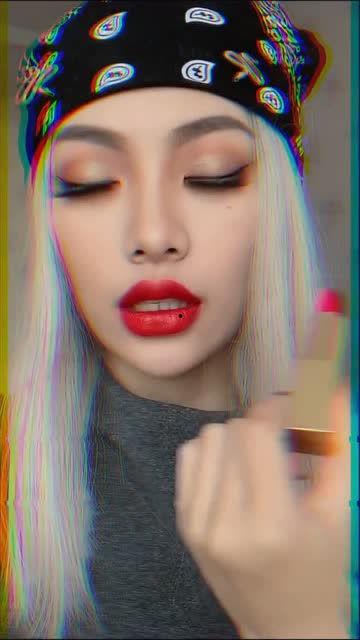 欧美五官化妆视频,跟随视频学习打造立体五官