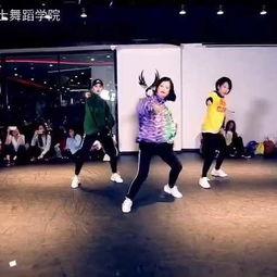 爵士舞视频欧美,跟随视频领略异域风情