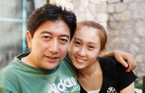 欧美明星儿子搞笑视频,萌态百出笑翻网友