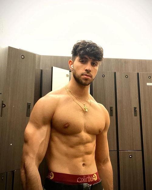 微胖欧美帅哥视频大全,魅力四溢的视觉盛宴