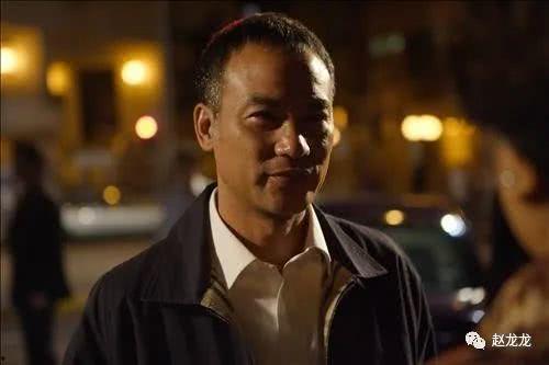 任达华欧美明星合影视频,星光熠熠的跨国友谊瞬间