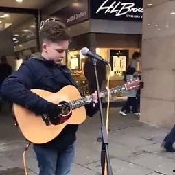 欧美街头表演视频,欧美街头表演魅力瞬间