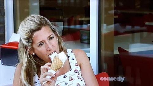 欧美伪装搞笑视频大全集,笑料百出，欢乐无限！