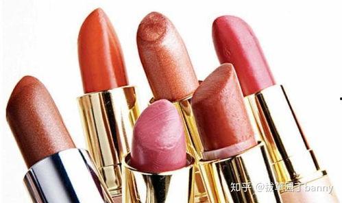 欧美双胞胎化妆品视频,同款产品，不同演绎